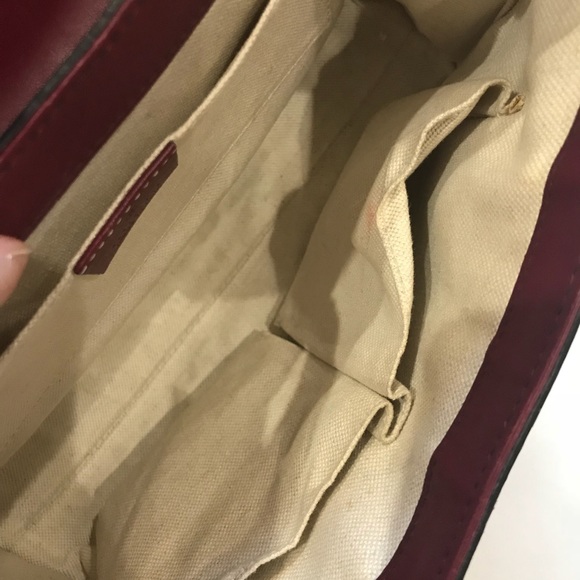 Gucci Handbags - Picture 7 of 8